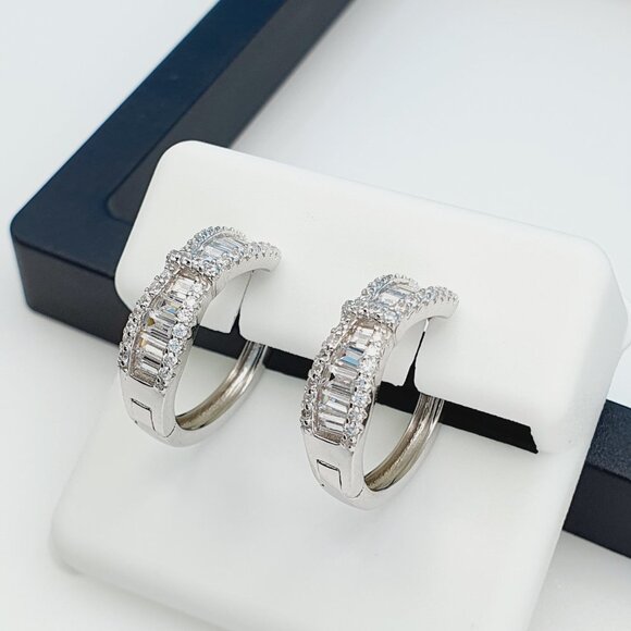 "925 Sterling Silver Cubic Zirconia Earrings, UU1P6A6147 - Picture 10 of 11